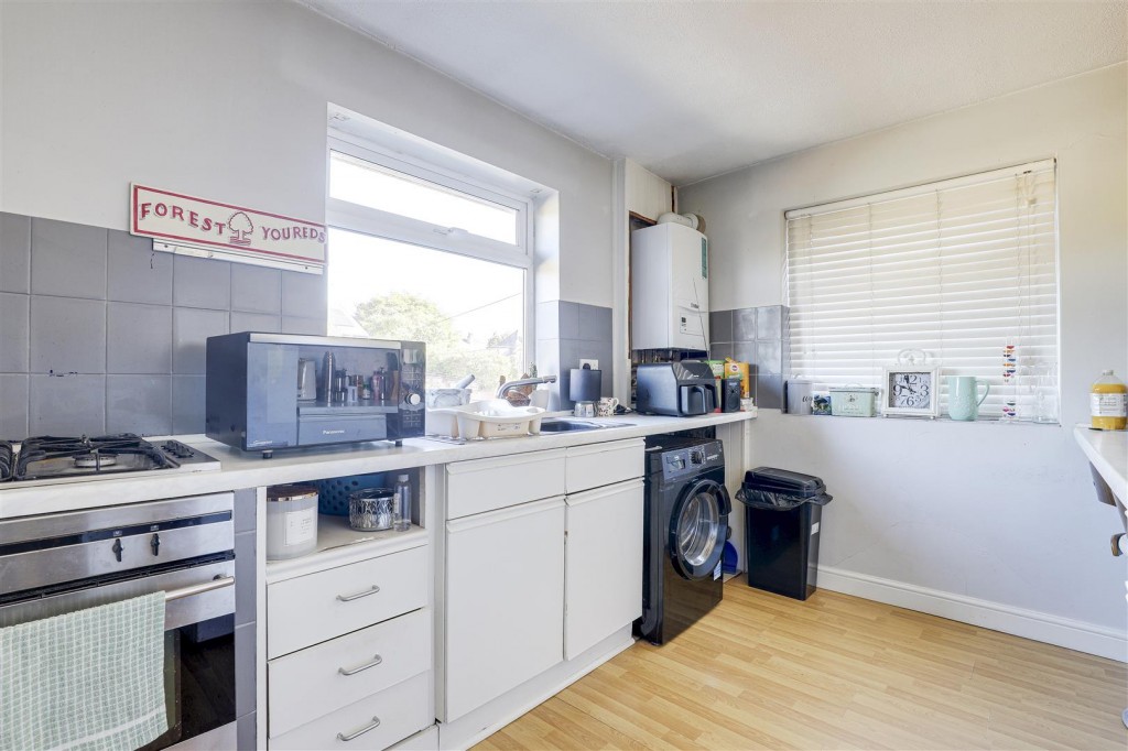 Milton Court, Sherwood, Nottinghamshire, NG5 2NS