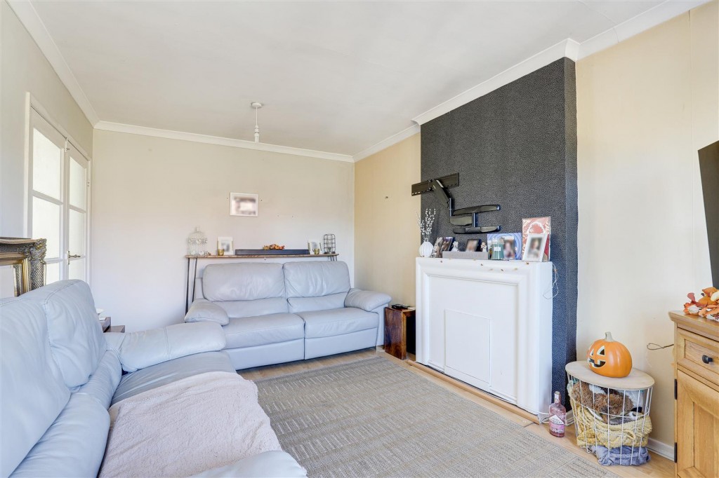 Milton Court, Sherwood, Nottinghamshire, NG5 2NS