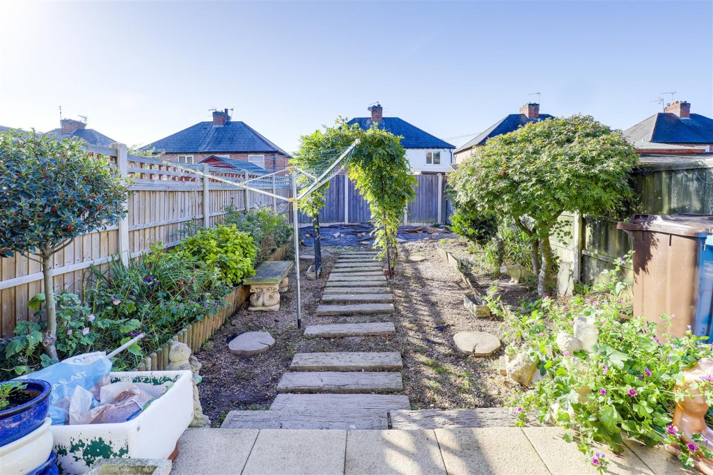 Victor Crescent, Sandiacre, Nottinghamshire, NG10 5JS