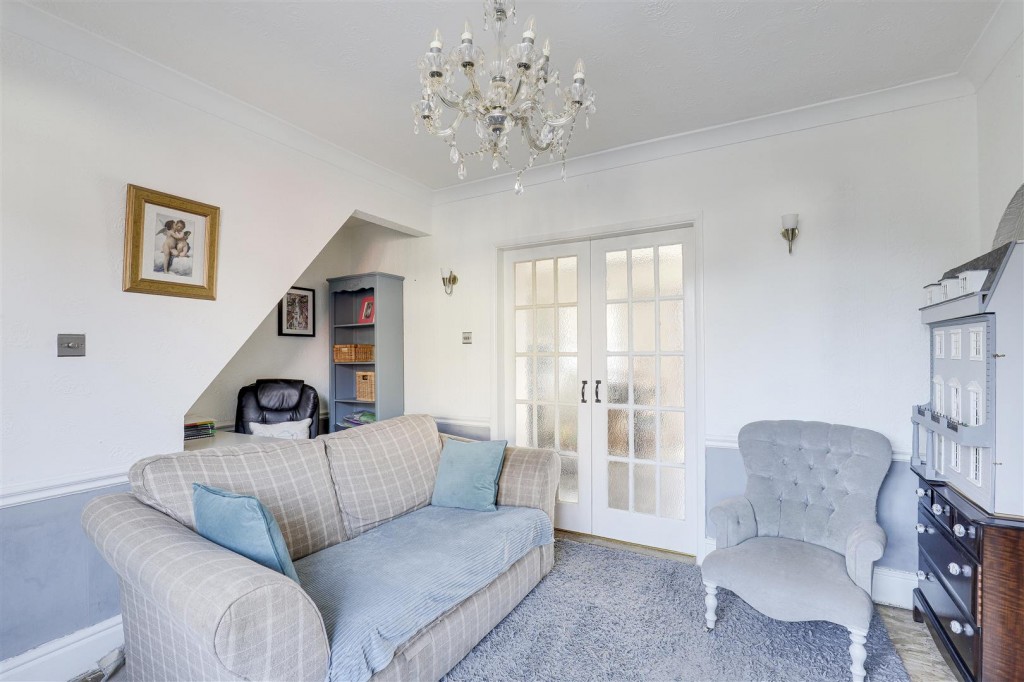 Victor Crescent, Sandiacre, Nottinghamshire, NG10 5JS