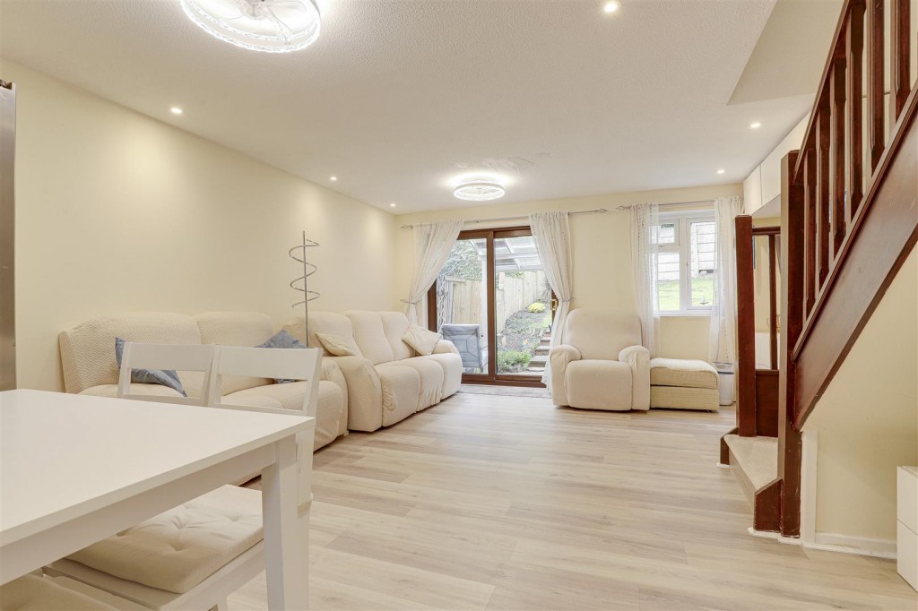 Pendle Crescent, Mapperley, Nottinghamshire, NG3 3EZ