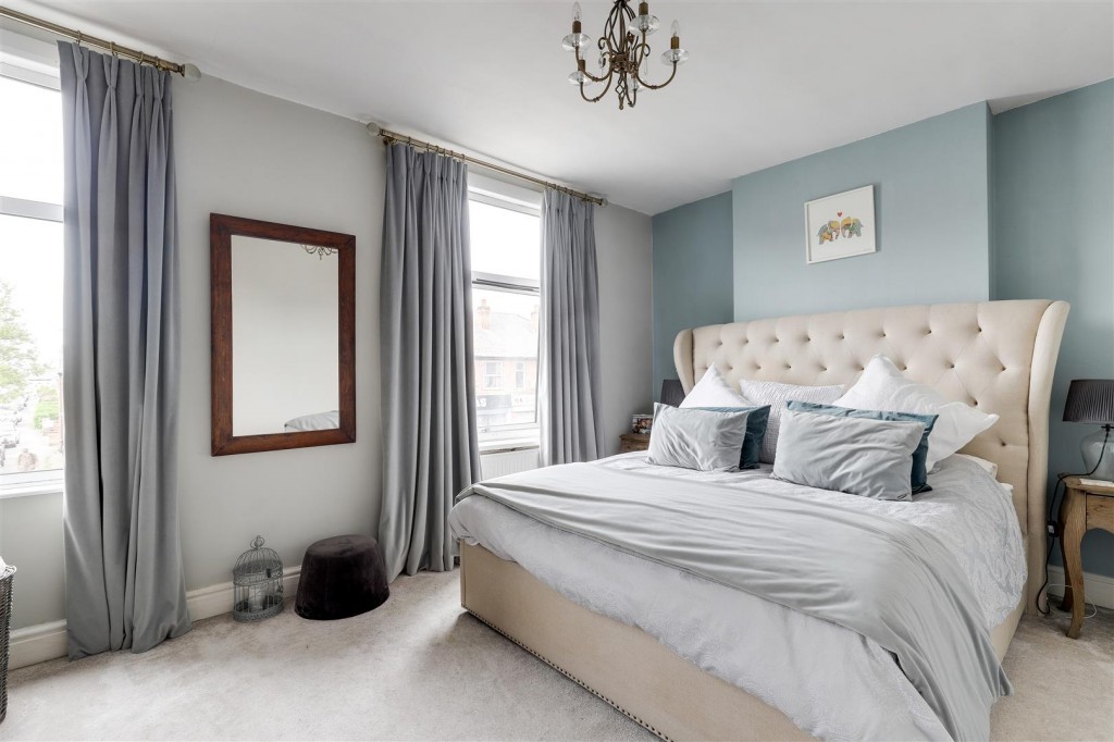 Carlton Hill, Carlton, Nottinghamshire, NG4 1GL