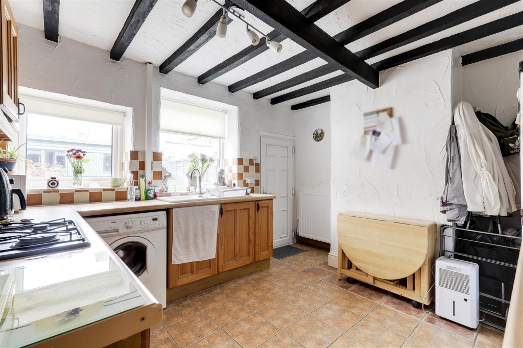 West Terrace, Hucknall, Nottinghamshire, NG15 7GD