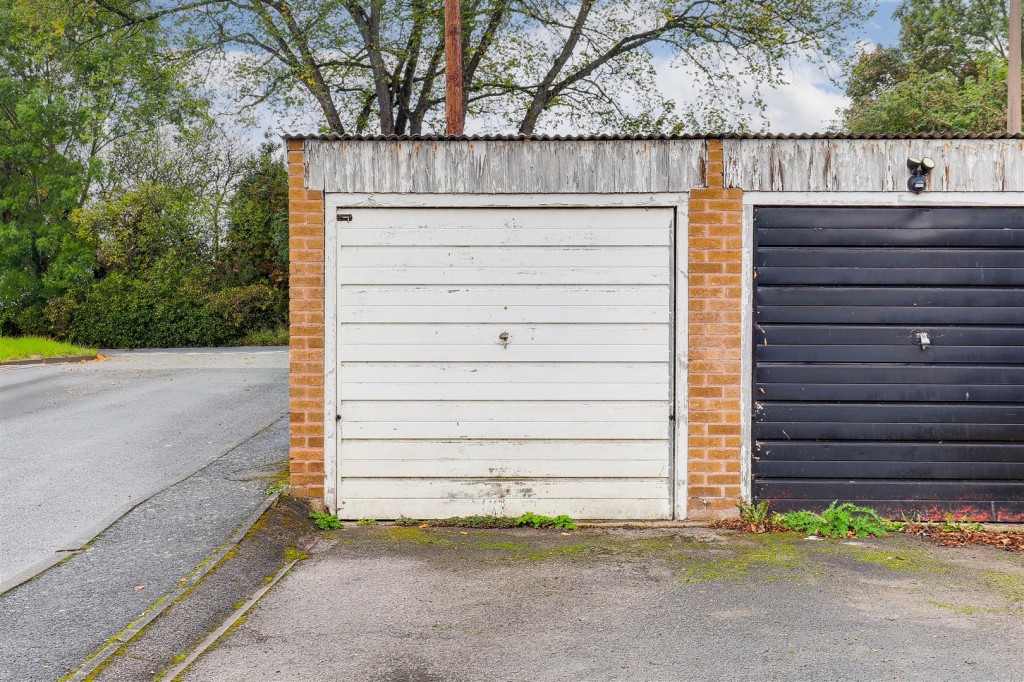 Longmoor Road, Long Eaton, Derbyshire, NG10 4FQ