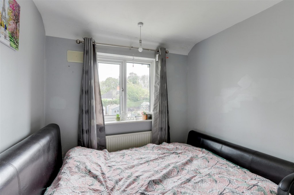 Plantation Road, Wollaton, Nottinghamshire, NG8 2ER