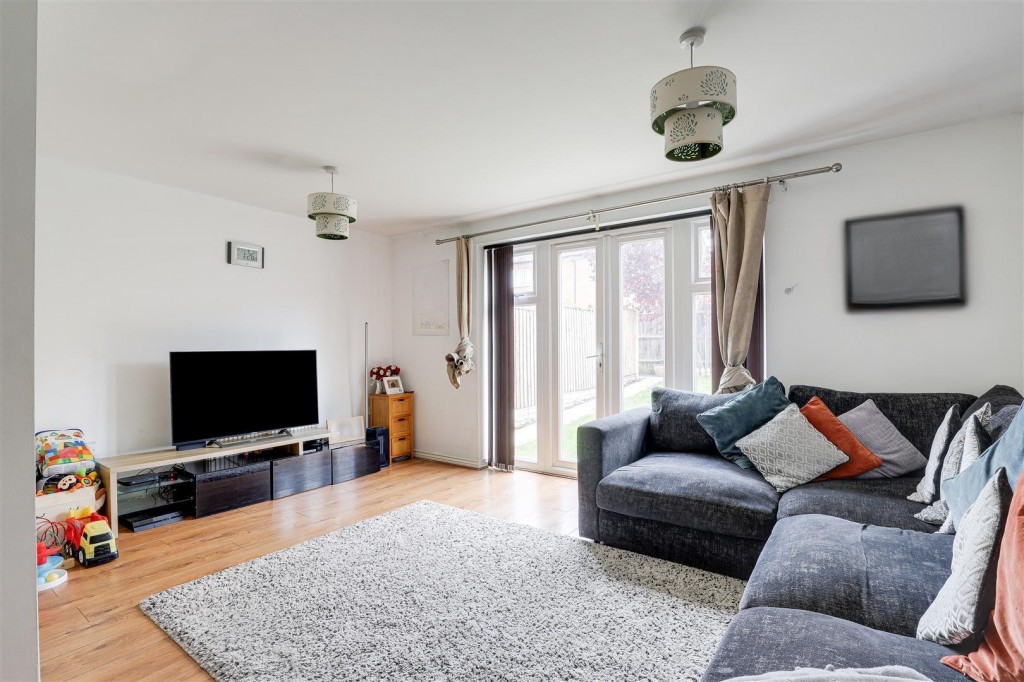 Moore Street, Nottinghamshire, NG6 8PL