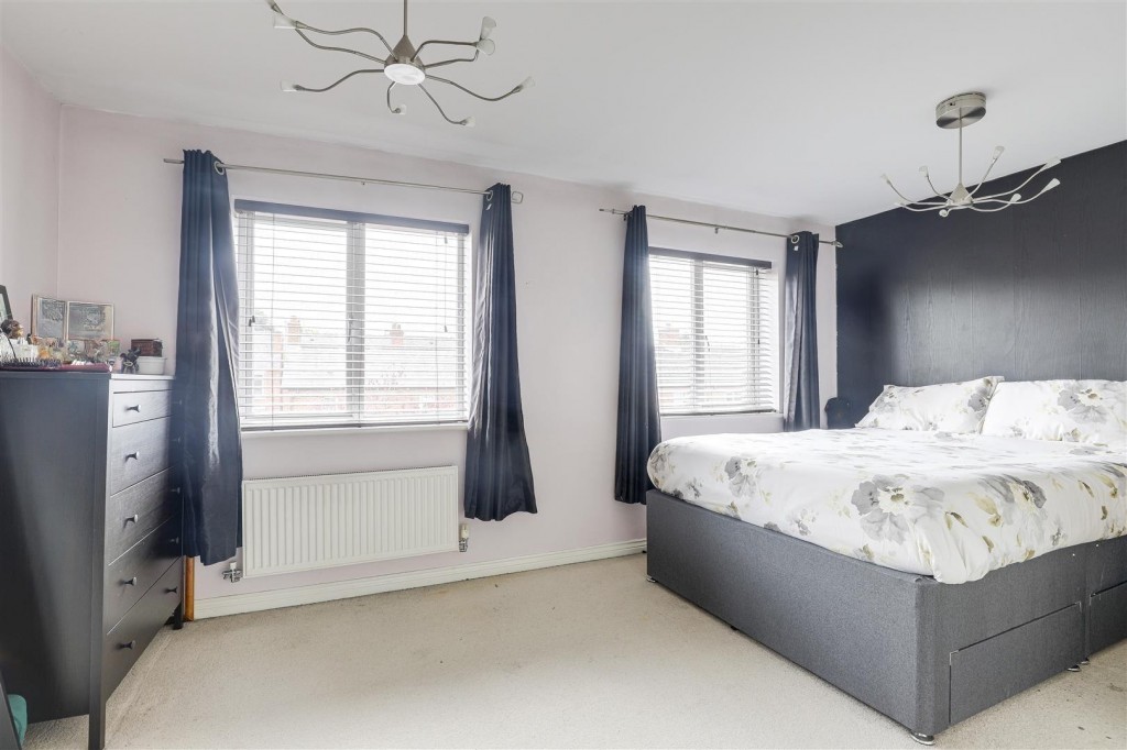 Moore Street, Nottinghamshire, NG6 8PL