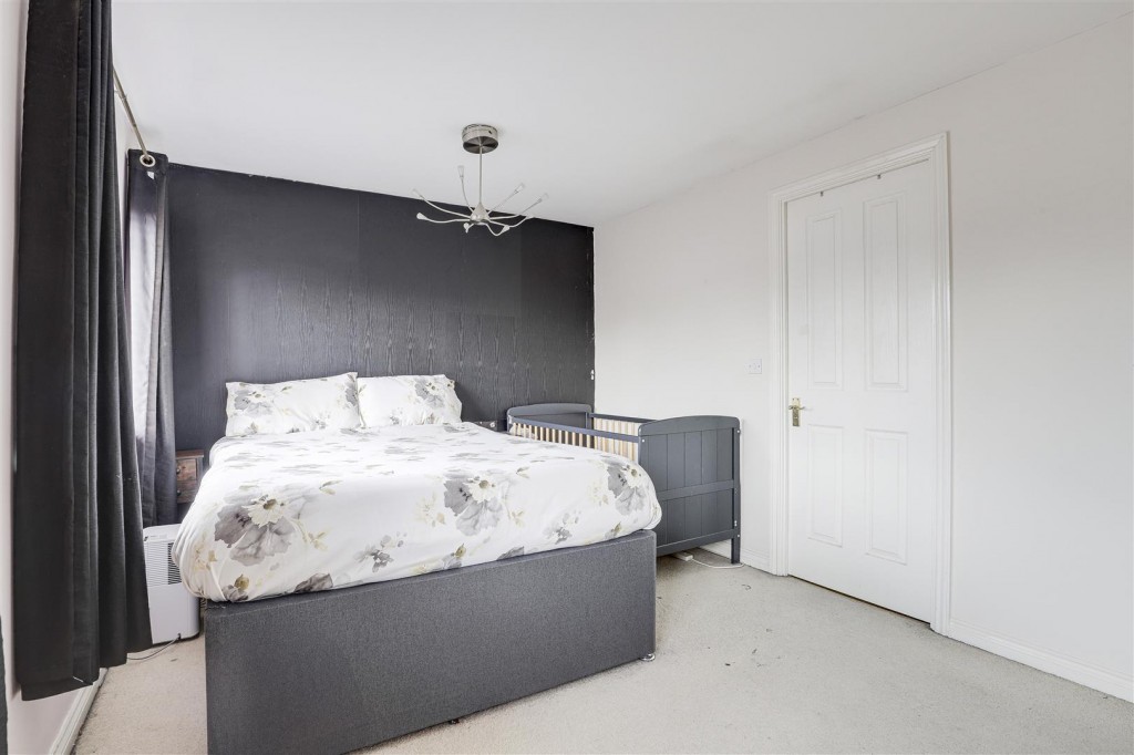 Moore Street, Nottinghamshire, NG6 8PL