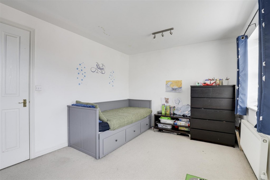 Moore Street, Nottinghamshire, NG6 8PL