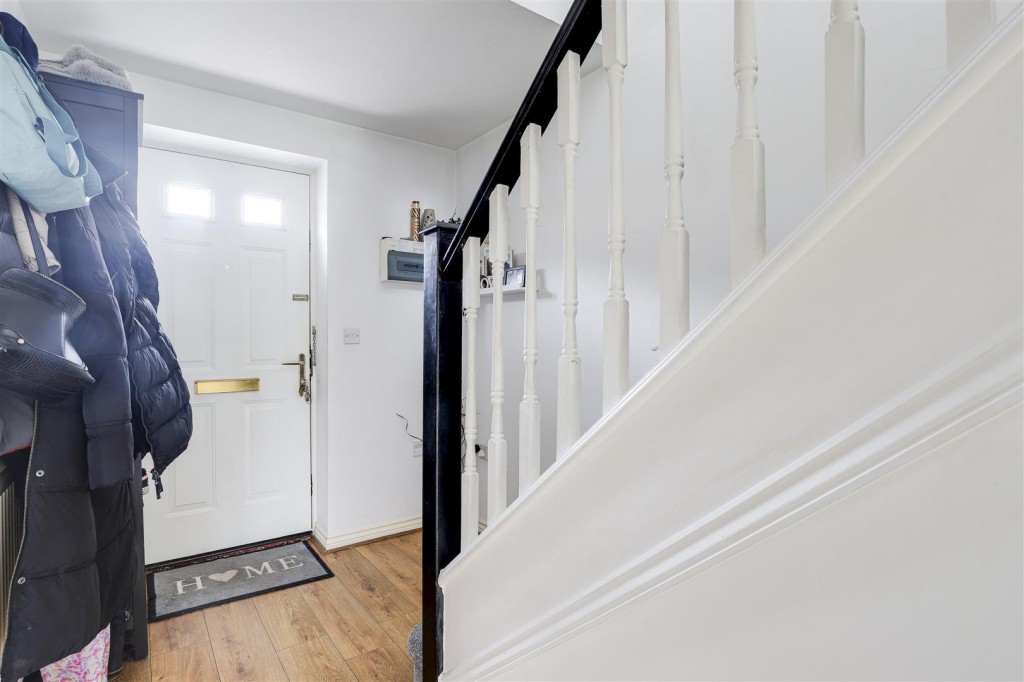 Moore Street, Nottinghamshire, NG6 8PL