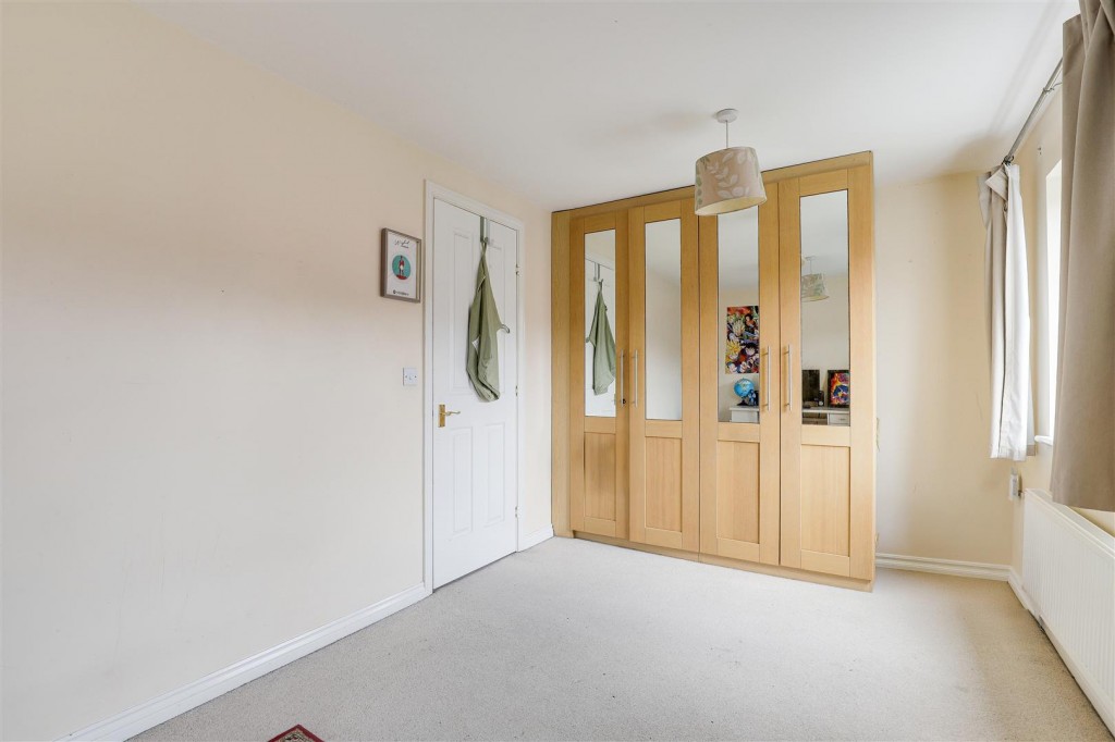 Moore Street, Nottinghamshire, NG6 8PL