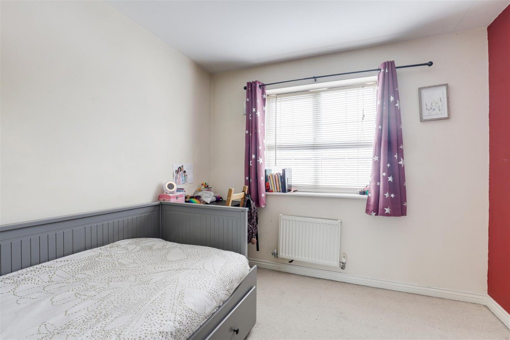 Moore Street, Nottinghamshire, NG6 8PL