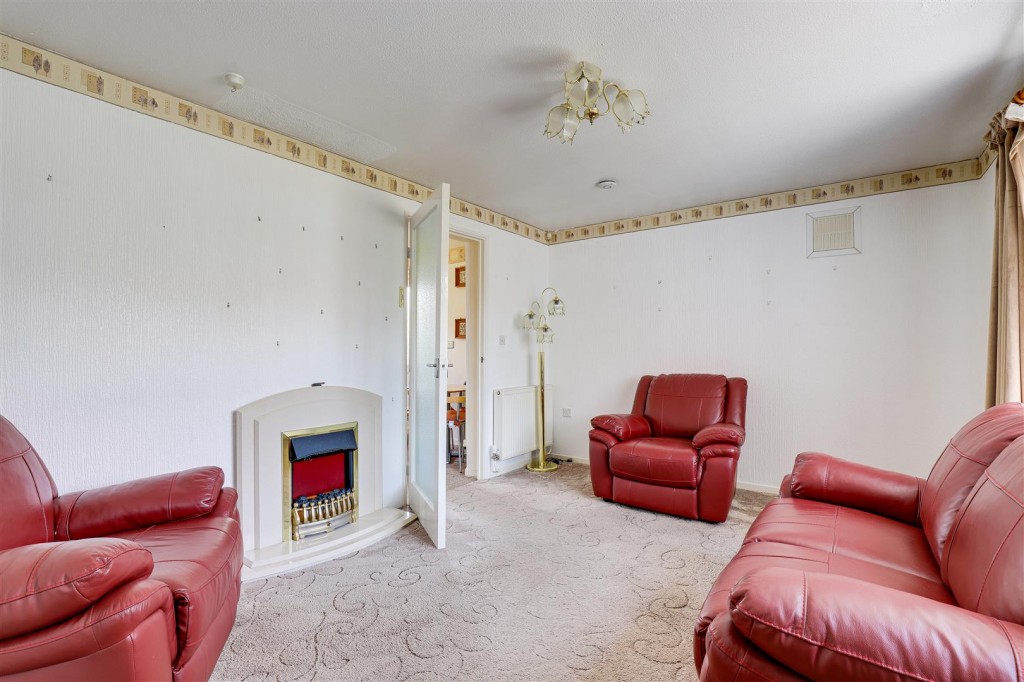 Fremount Drive, Beechdale, Nottinghamshire, NG8 3GL