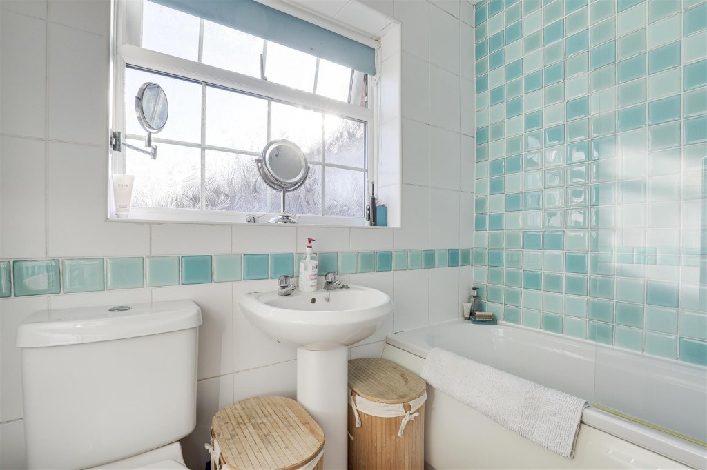 Repton Road, Sawley, Nottinghamshire, NG10 3BU