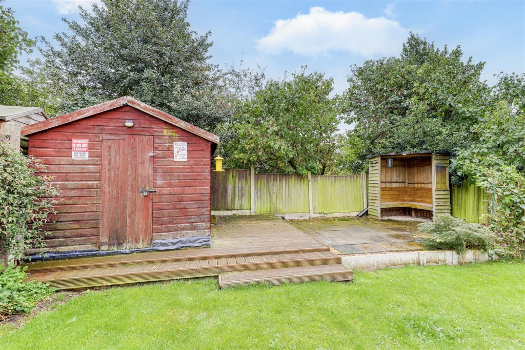 Ravenswood Road, Arnold, Nottinghamshire, NG5 7FQ