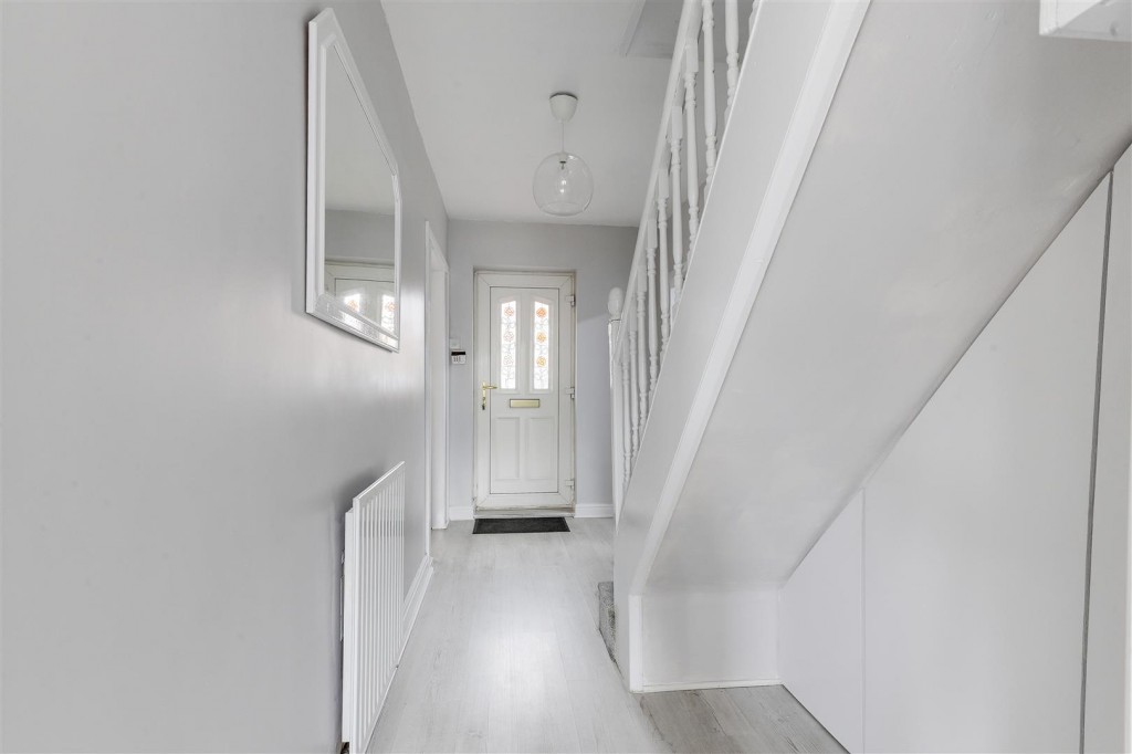 Ravenswood Road, Arnold, Nottinghamshire, NG5 7FQ