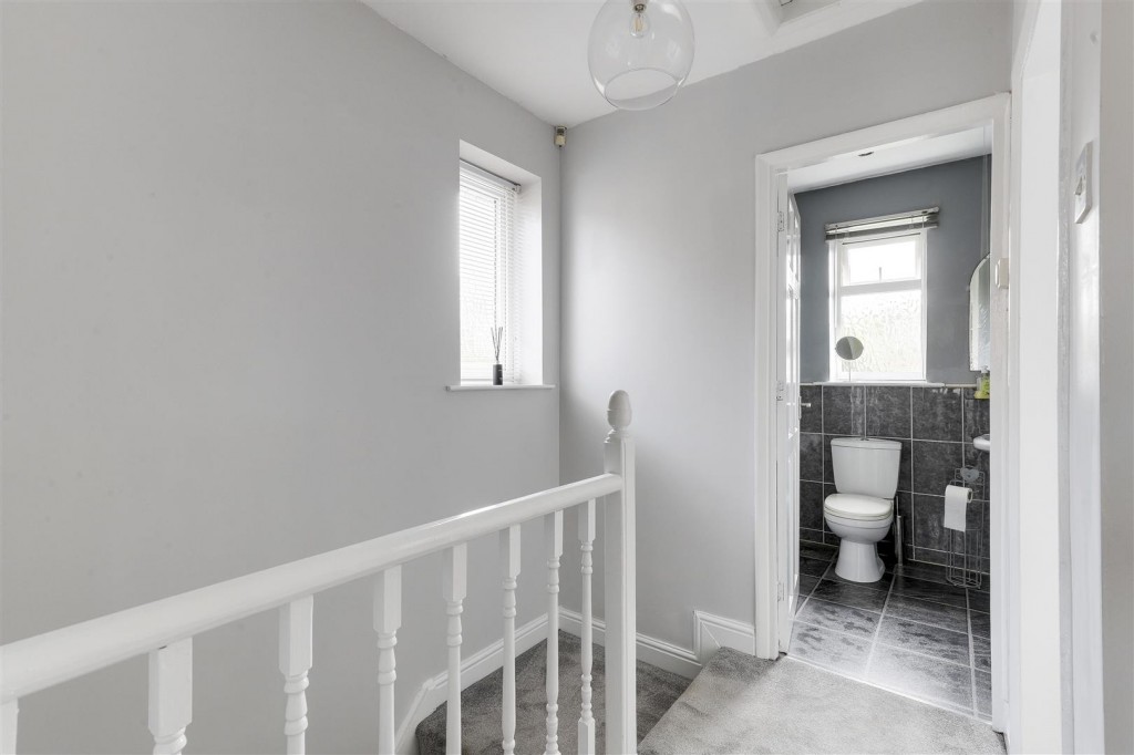 Ravenswood Road, Arnold, Nottinghamshire, NG5 7FQ