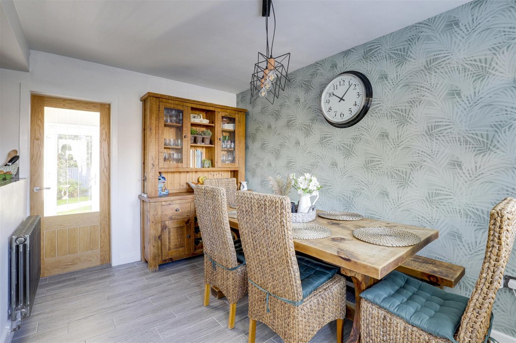 Gloucester Avenue, Sandiacre, Derbyshire, NG10 5GX