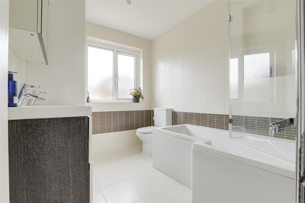 Lancelyn Gardens, West Bridgford, Nottinghamshire, NG2 7FG