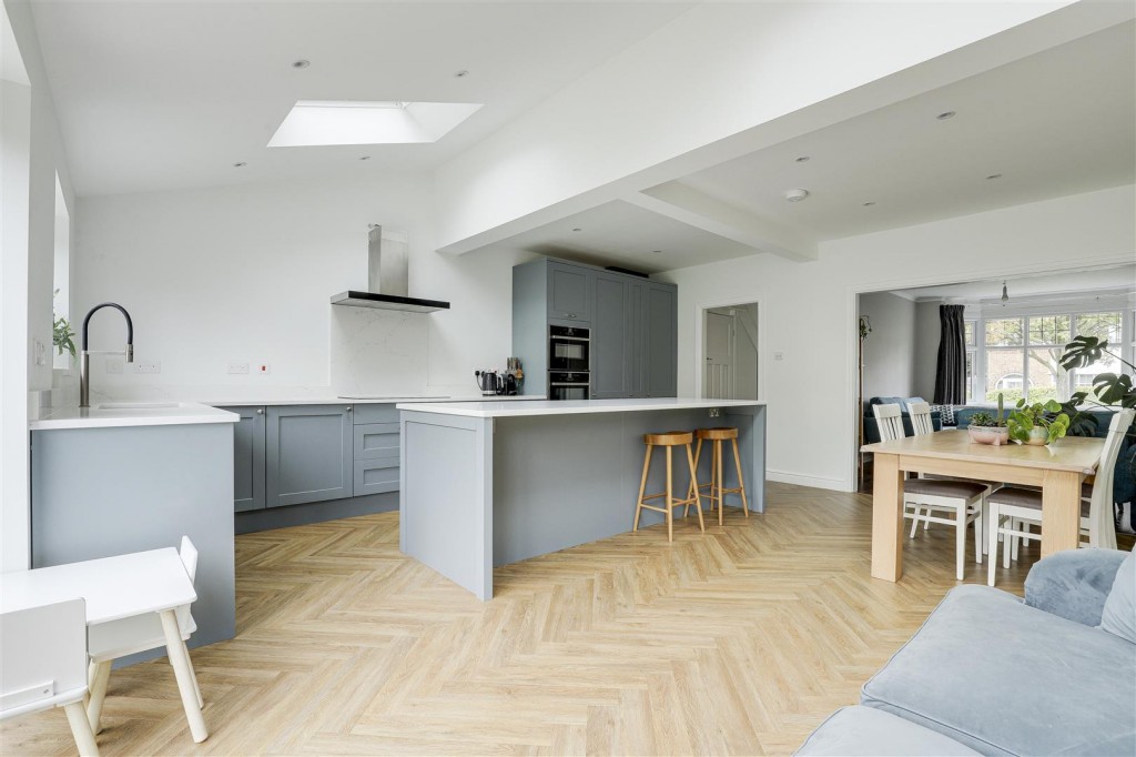 Lancelyn Gardens, West Bridgford, Nottinghamshire, NG2 7FG