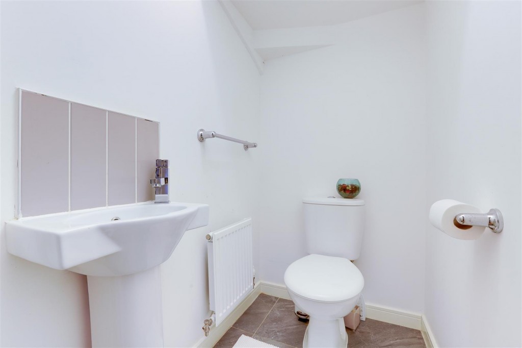 Laxton Close, Aspley, Nottinghamshire, NG8 3PW