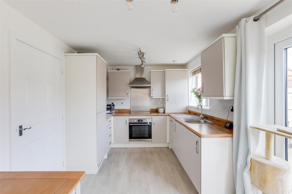 Spitfire Way, Hucknall, Nottinghamshire, NG15 6WX