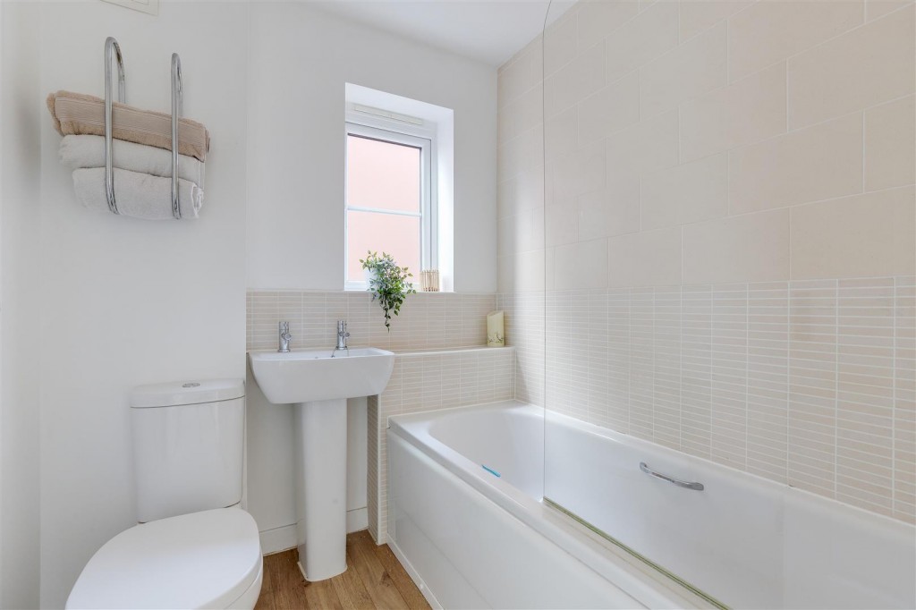 Spitfire Way, Hucknall, Nottinghamshire, NG15 6WX