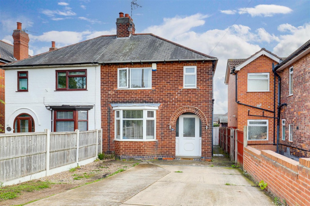 Longmoor Lane, Sandiacre, Nottinghamshire, NG10 5JP