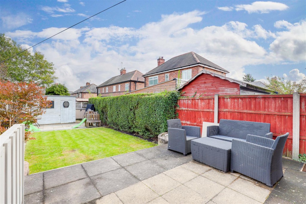 Longmoor Lane, Sandiacre, Nottinghamshire, NG10 5JP