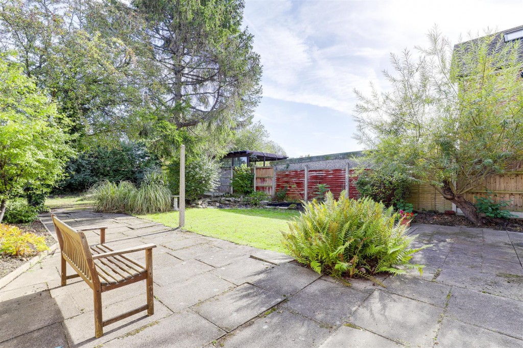 Curzon Street, Long Eaton, Derbyshire, NG10 4FR