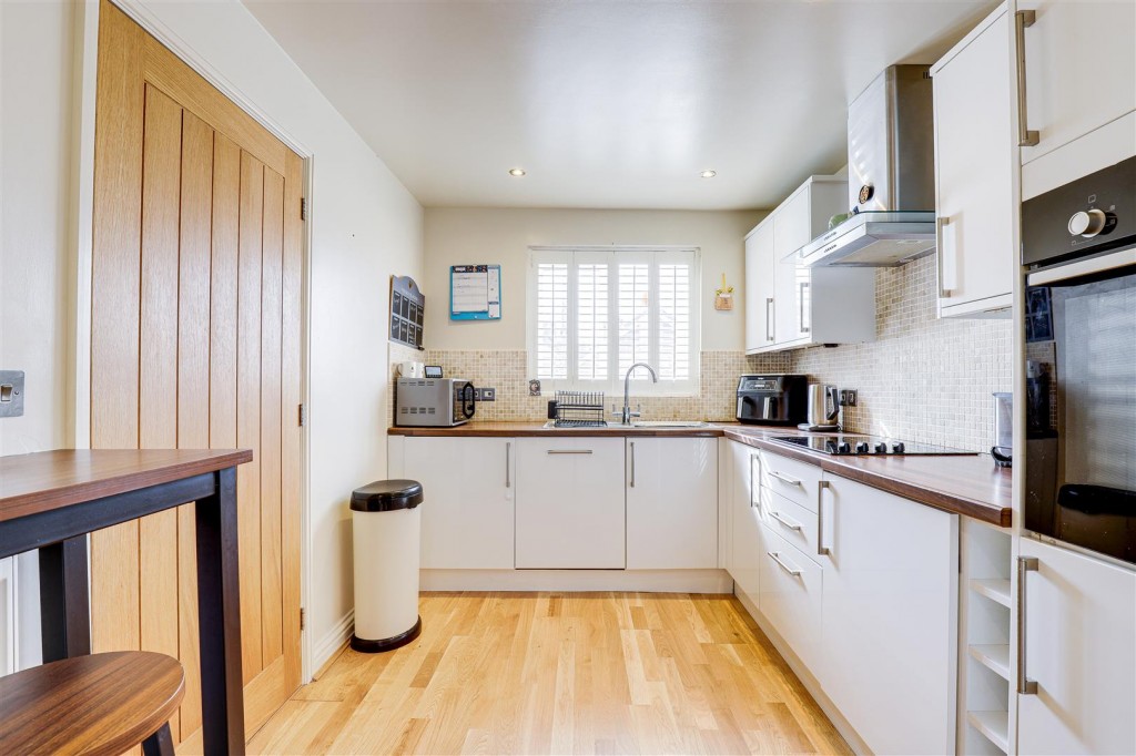 Beech Avenue, Mapperley, Nottinghamshire, NG3 5JW