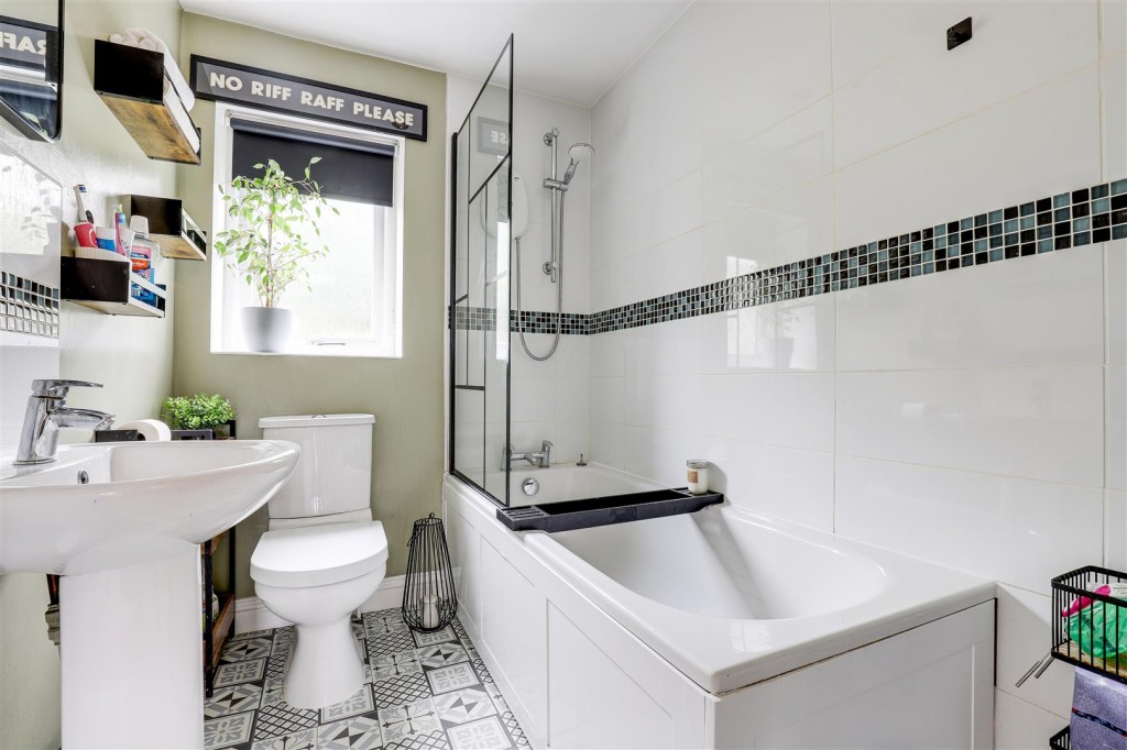 Beech Avenue, Mapperley, Nottinghamshire, NG3 5JW