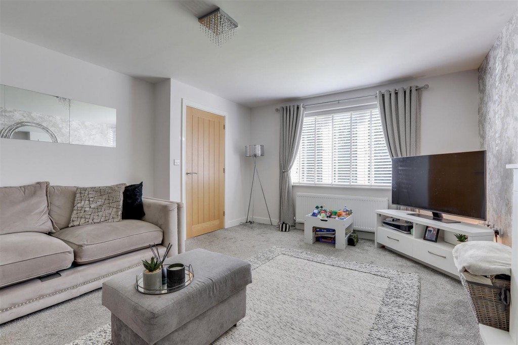 Woodward Gardens, Calverton, Nottinghamshire, NG14 6PZ