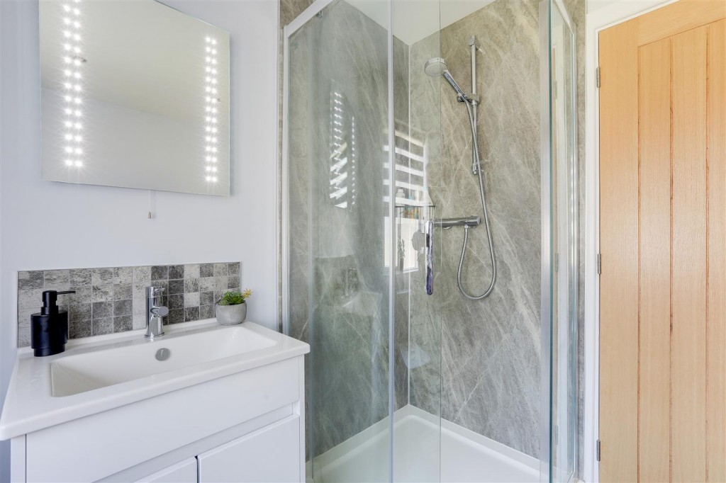 Woodward Gardens, Calverton, Nottinghamshire, NG14 6PZ