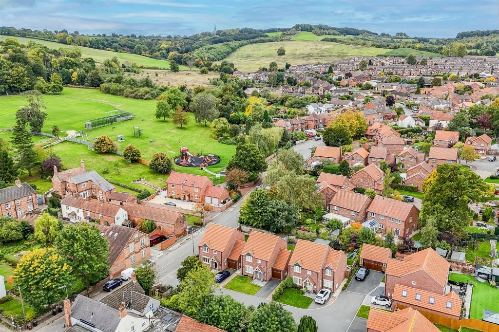 Woodward Gardens, Calverton, Nottinghamshire, NG14 6PZ