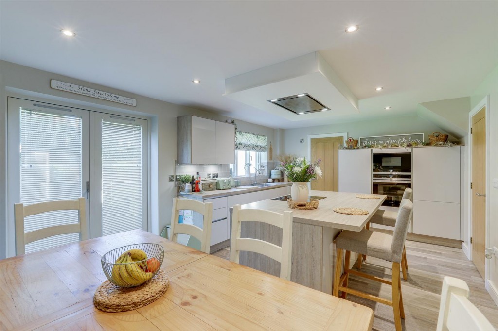 Woodward Gardens, Calverton, Nottinghamshire, NG14 6PZ