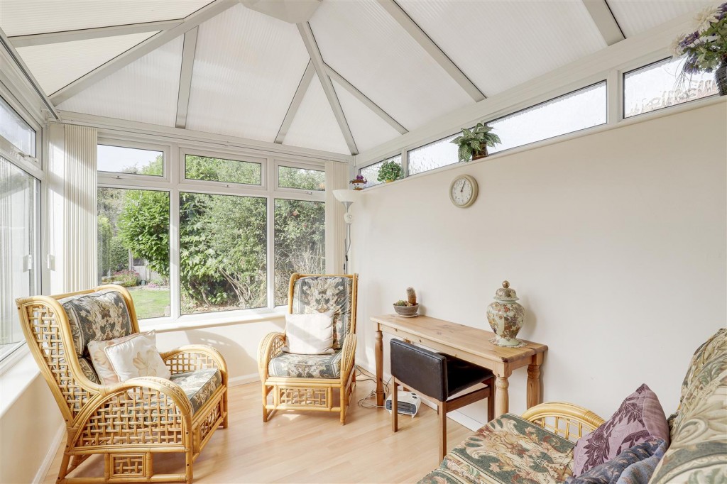 Newbery Avenue, Long Eaton, Derbyshire, NG10 2FU