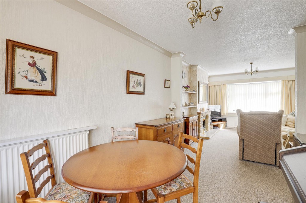 Newbery Avenue, Long Eaton, Derbyshire, NG10 2FU