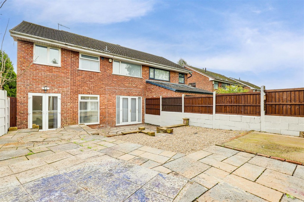 Darwin Close, Nottingham, Nottinghamshire, NG5 9LN