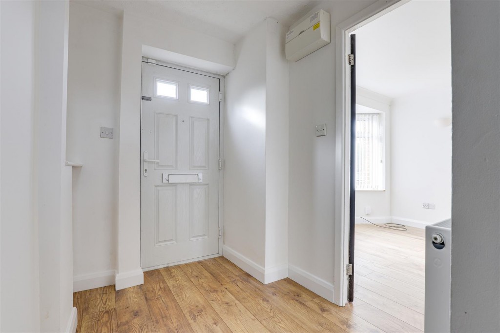 Darwin Close, Nottingham, Nottinghamshire, NG5 9LN