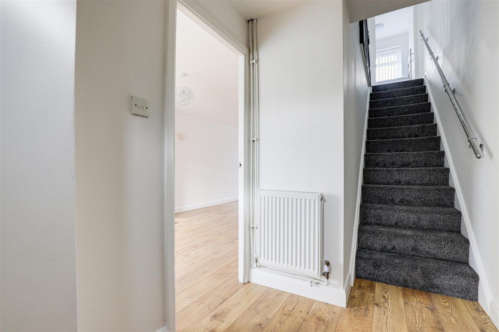 Darwin Close, Nottingham, Nottinghamshire, NG5 9LN