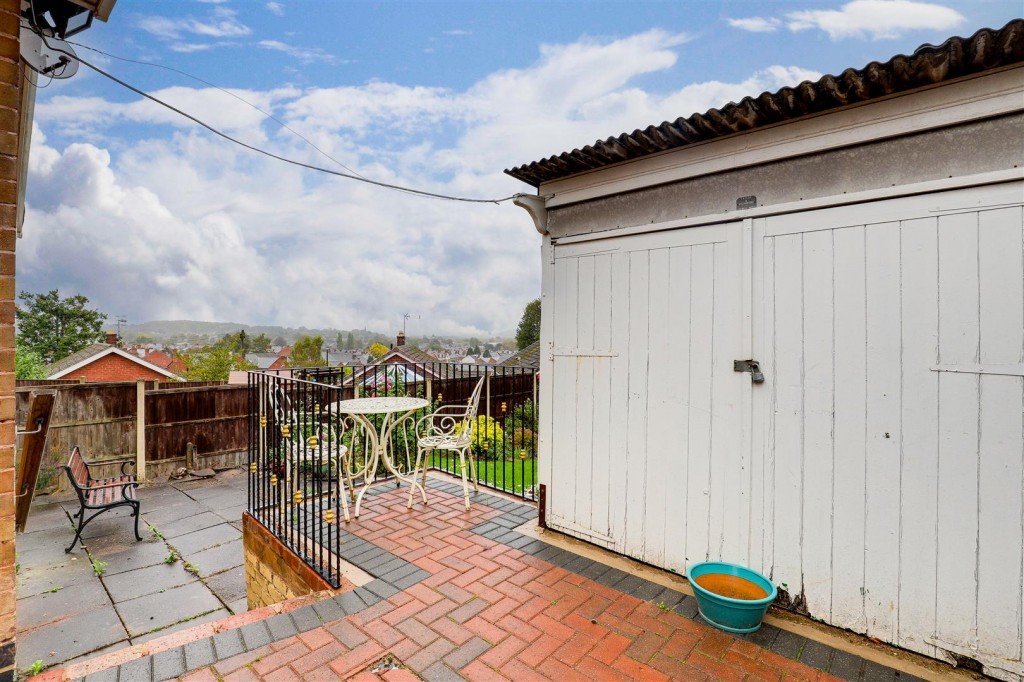 Broomfield Close, Sandiacre, Nottinghamshire, NG10 5GQ