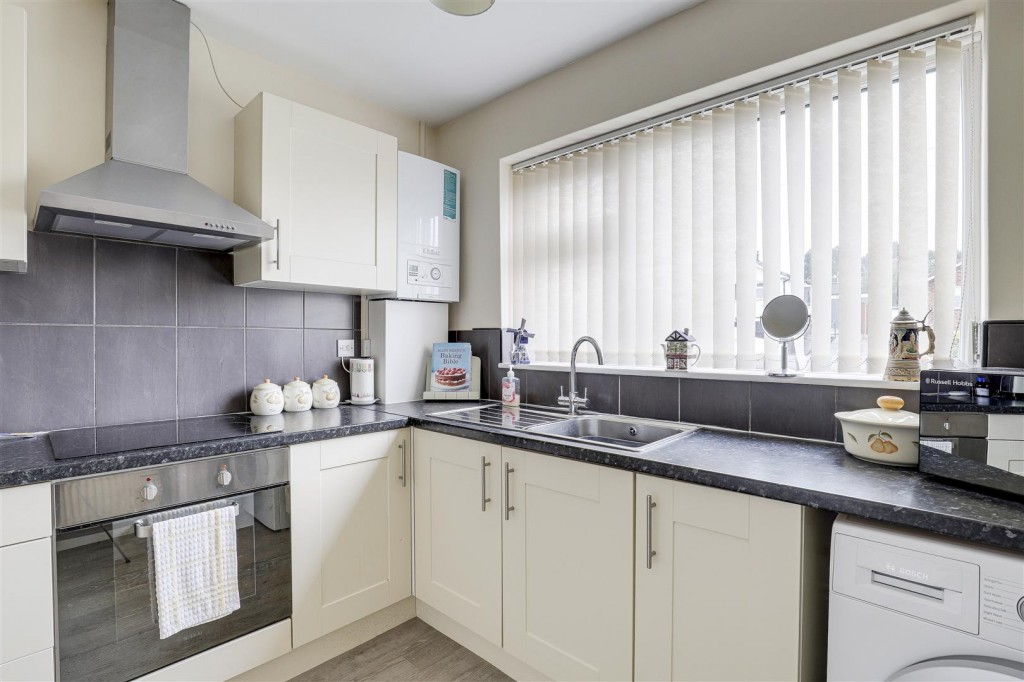 Broomfield Close, Sandiacre, Nottinghamshire, NG10 5GQ