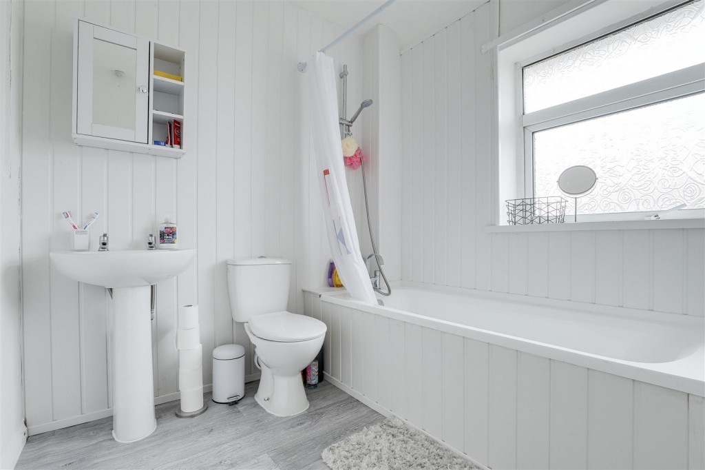 Beckley Road, Broxtowe, Nottinghamshire, NG8 6GX