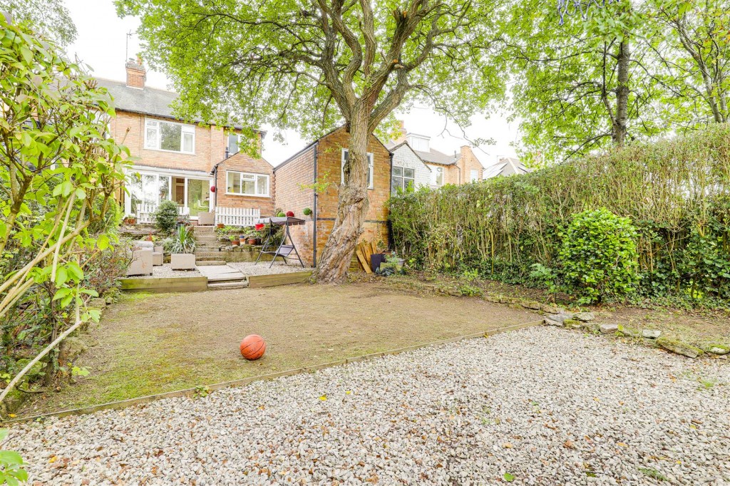 Derby Road, Beeston, Nottinghamshire, NG9 2TB