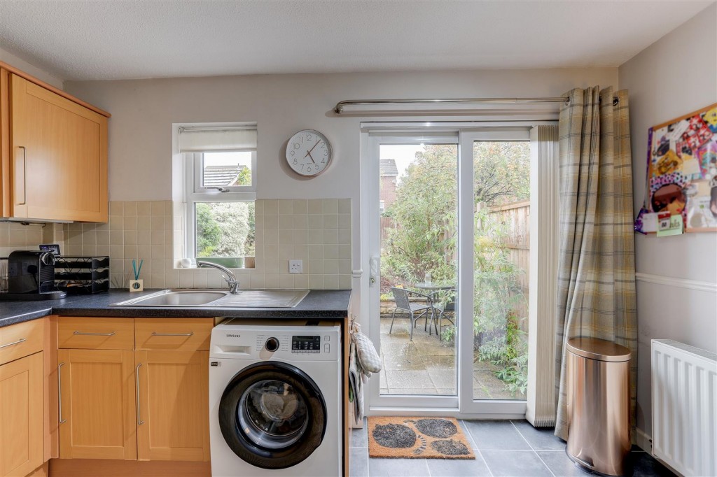 Beeston Close, Bestwood Village, Nottinghamshire, NG6 8XG