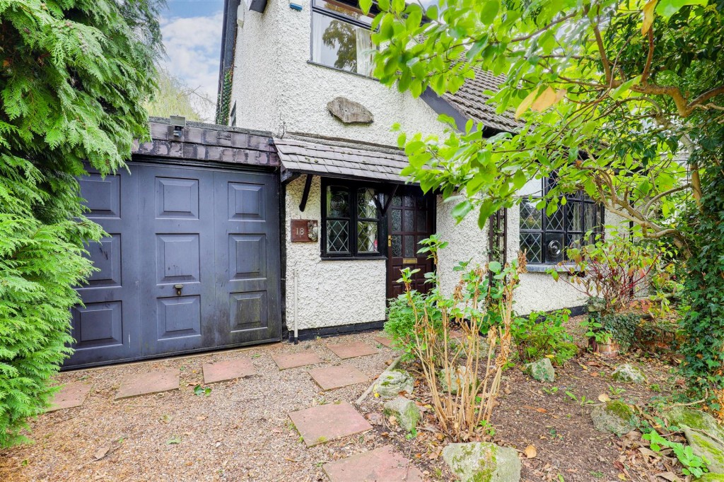 Heather Crescent, Breaston, Derbyshire, DE72 3AR