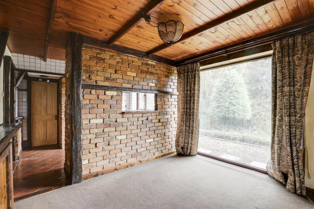 Heather Crescent, Breaston, Derbyshire, DE72 3AR