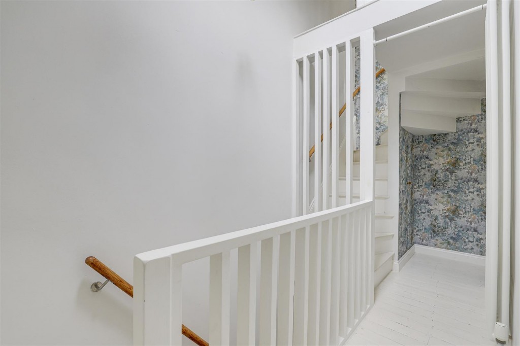 Sneinton Hollows, Sneinton, Nottinghamshire, NG2 4AA