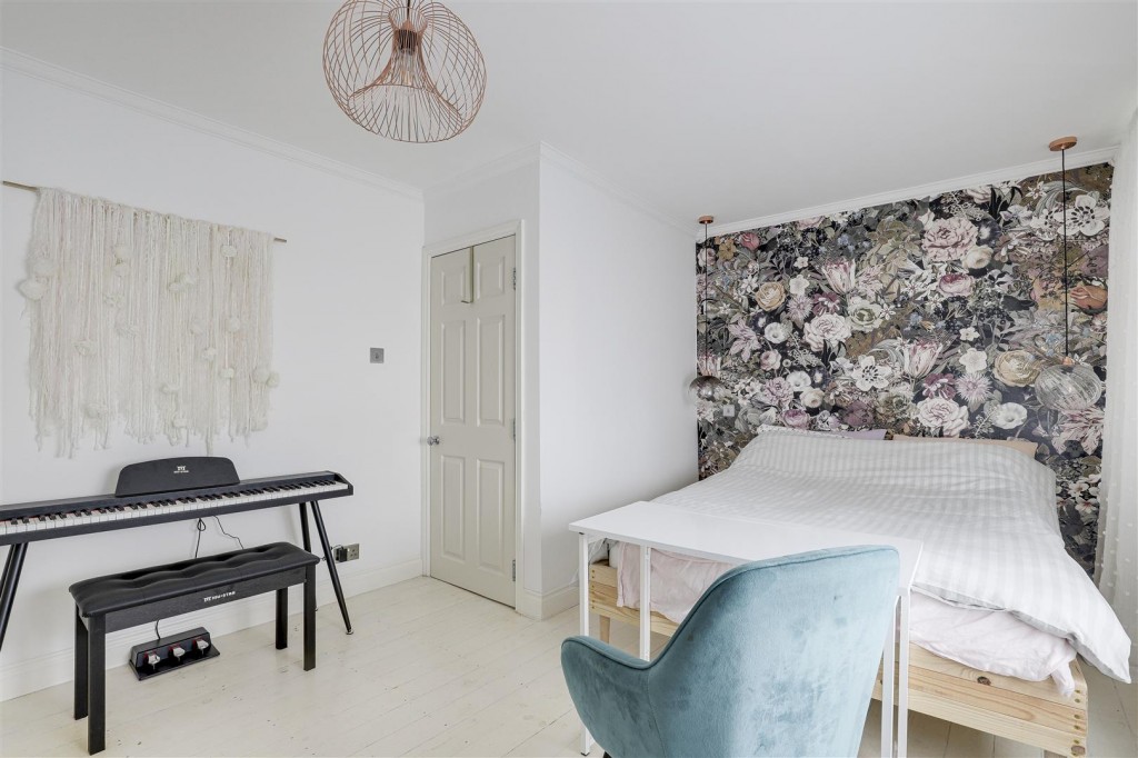 Sneinton Hollows, Sneinton, Nottinghamshire, NG2 4AA